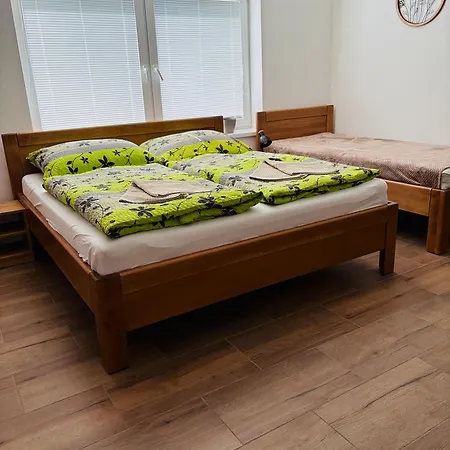 Apartment Apartmany Pokoj Podhajska